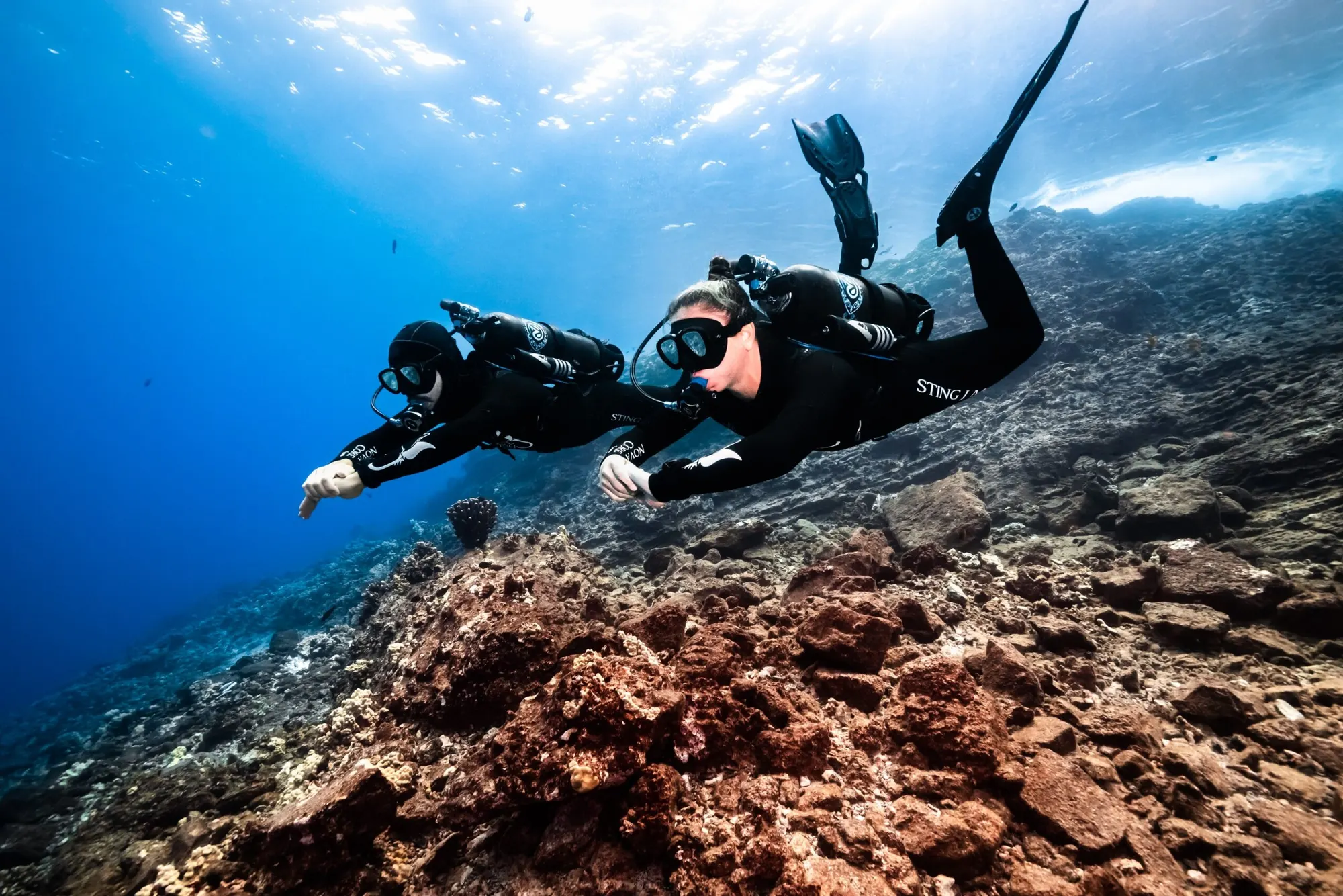 Diver using the Avelo diving system off Pag